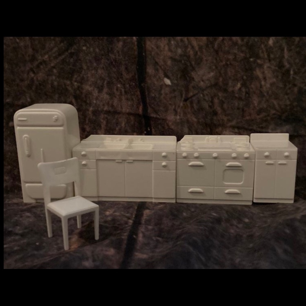 VTG MARX 1950's DOLLHOUSE 5-PIECE KITCHEN SET